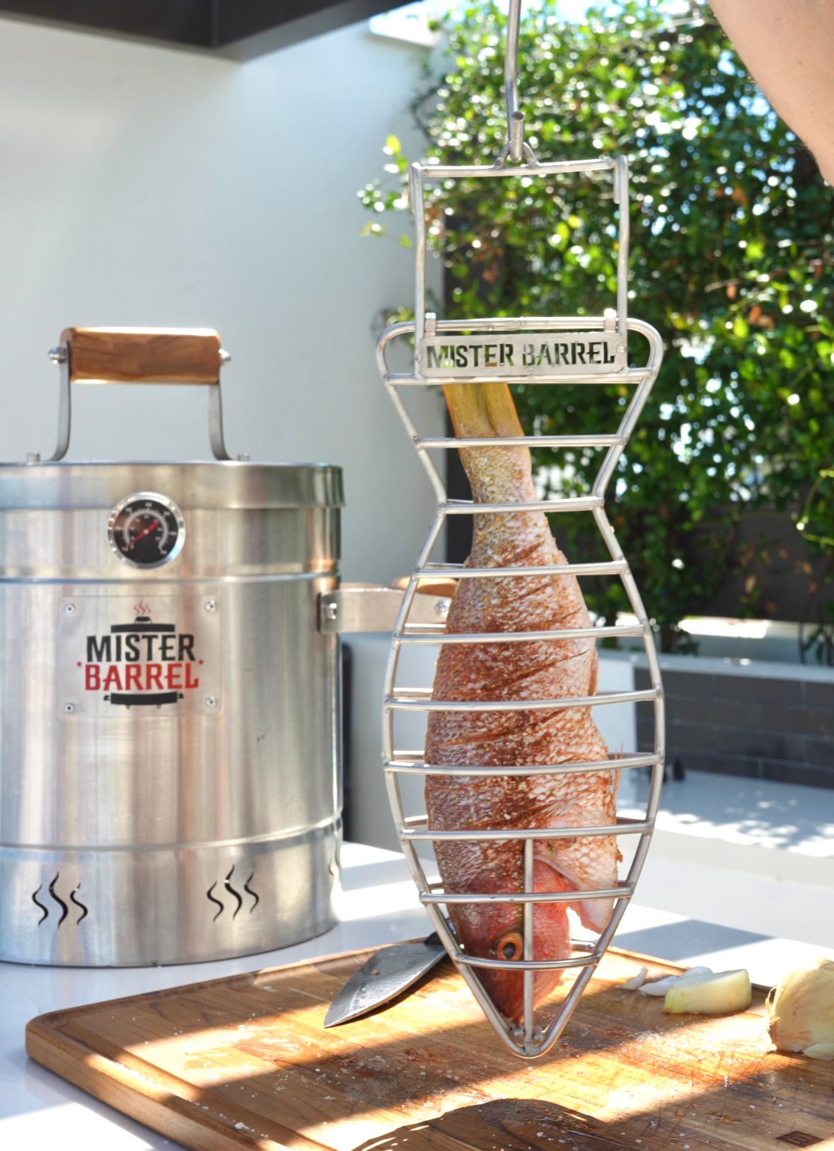 Fish Holder for Mister Barrel